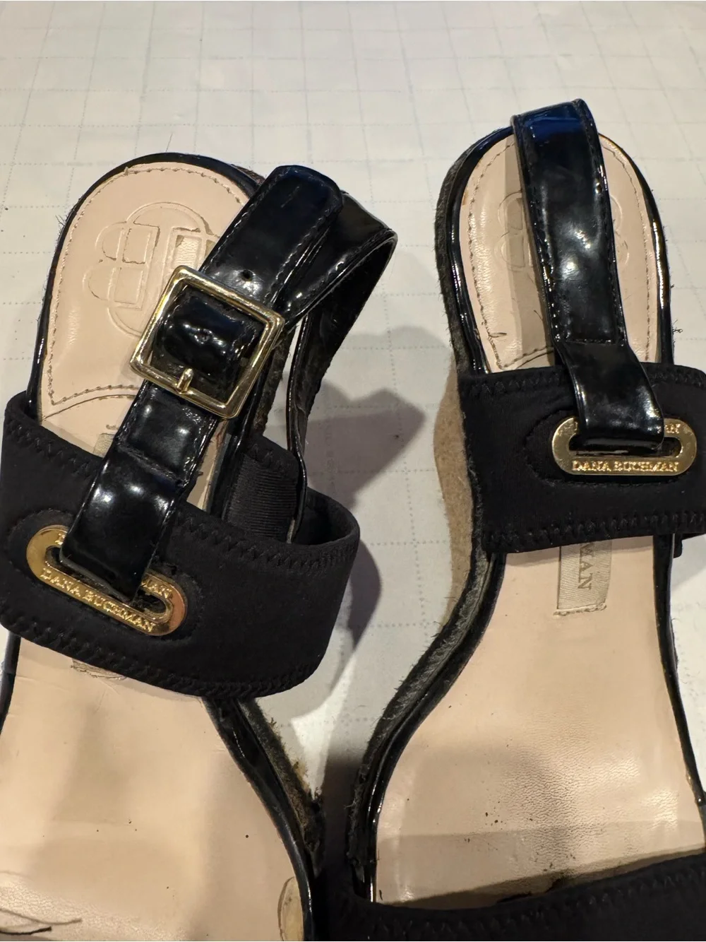 Dana Buchman chic slingback